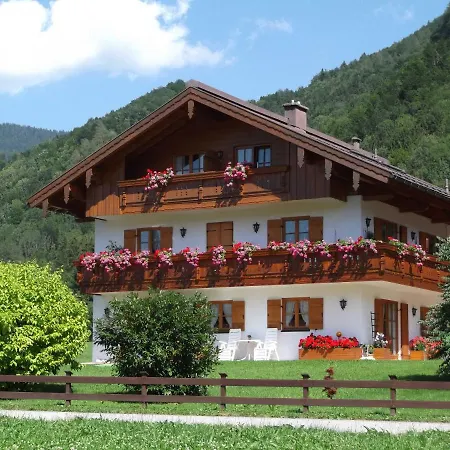 Apartment Haus Wiesenblick *